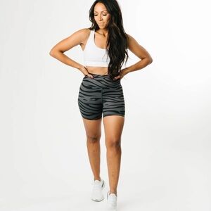 Safari Light n Tight Hustle Shorts - Gray/Black